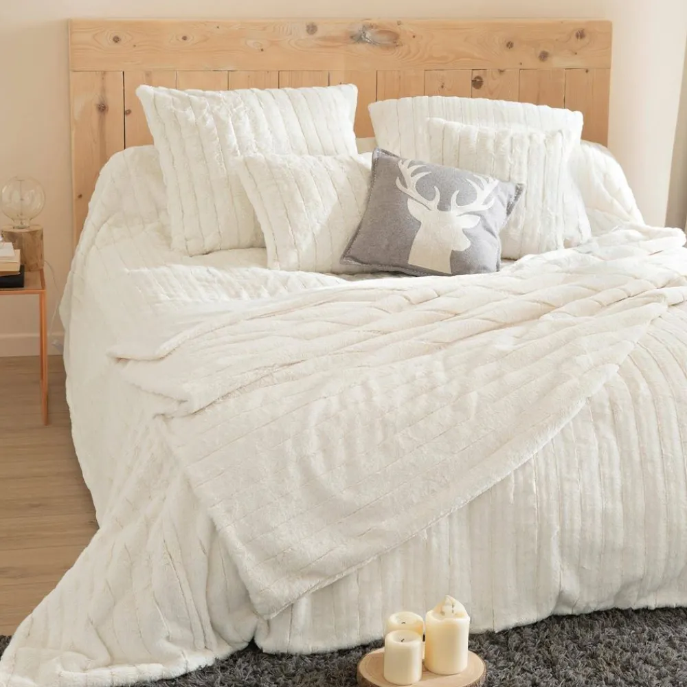 Becquet Plaid et jeté de lit imitation fourrure - CRÉATION< Plaid|Plaid