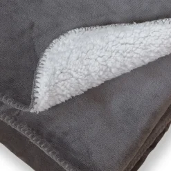 Becquet Plaid façon sherpa réversible personnalisable< Décoration Textile Unie|Rideau Et Déco Textile